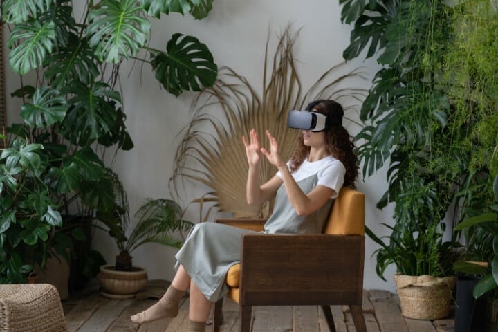 young excited woman wearing vr glasses buying gard 2022 08 01 04 58 28 utc